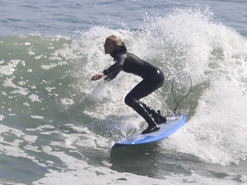 brianna-surfing-2