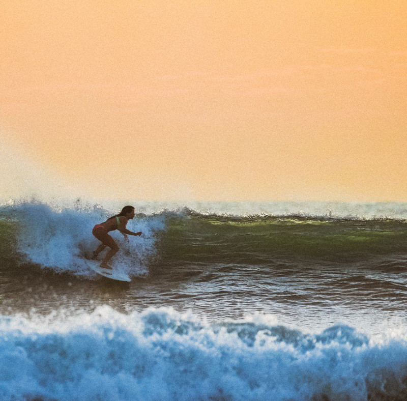 costa-rica-surfer
