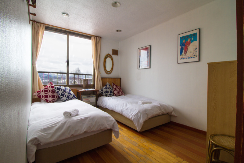 niiseko-hirafu-bedrooms-3