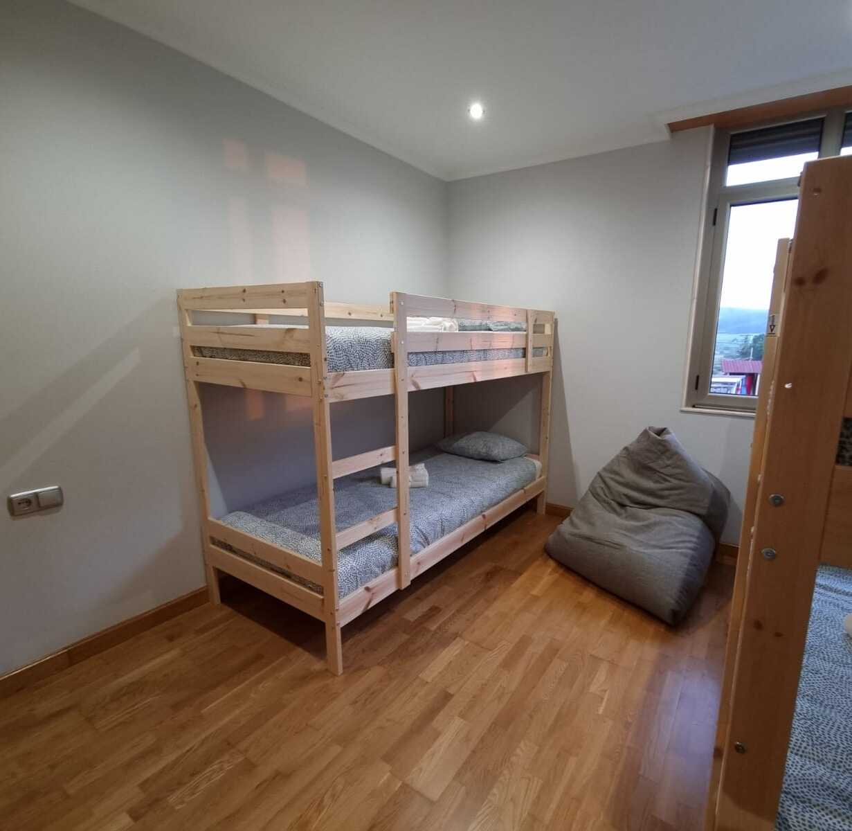 6 accommodation